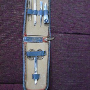 LaCross Manicure Set